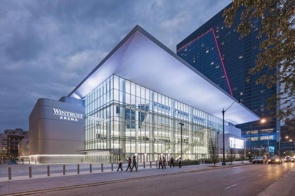 Mccormick Place Beautiful 2Br Apartment With Optional Parking Sleeps Up To 8 Near Soldier Field, Grant Park And Lakefront Trail Chicago Buitenkant foto