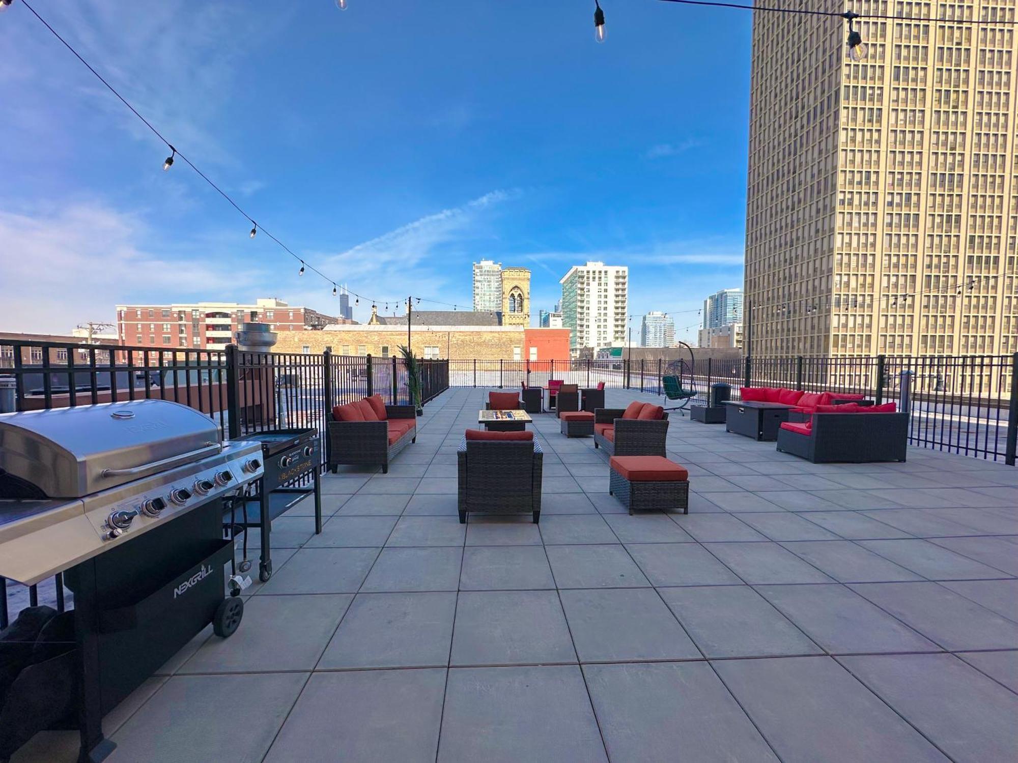 Mccormick Place Beautiful 2Br Apartment With Optional Parking Sleeps Up To 8 Near Soldier Field, Grant Park And Lakefront Trail Chicago Buitenkant foto